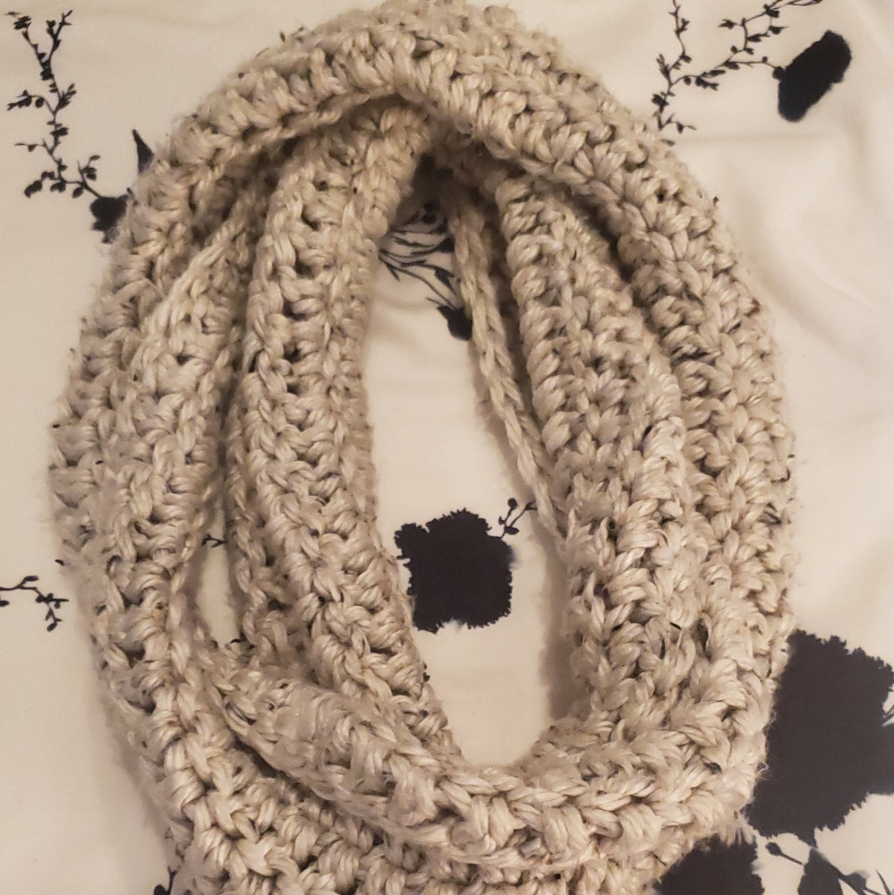 Infinity Scarf - Picture 3 of 3